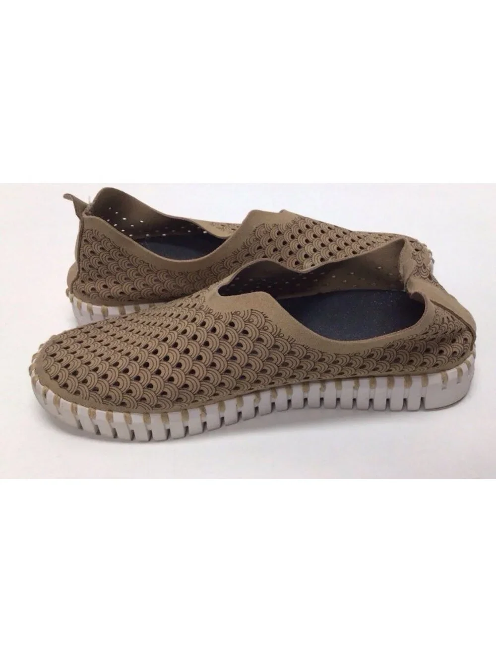 Ilse Jacobsen Tulip Women’s EU 37 US 6.5 Beige Leather Slip On Shoes Comfort